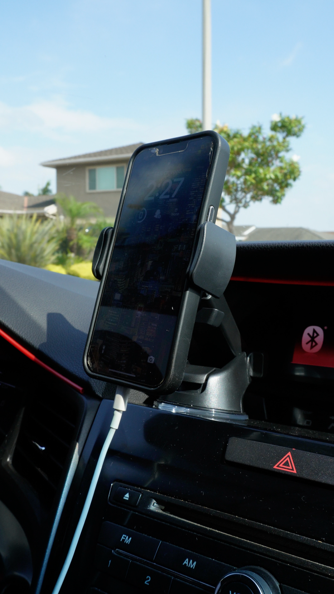 Telescopic Car Phone Holder – Strong Suction, 270° Dashboard/Windshield Mount