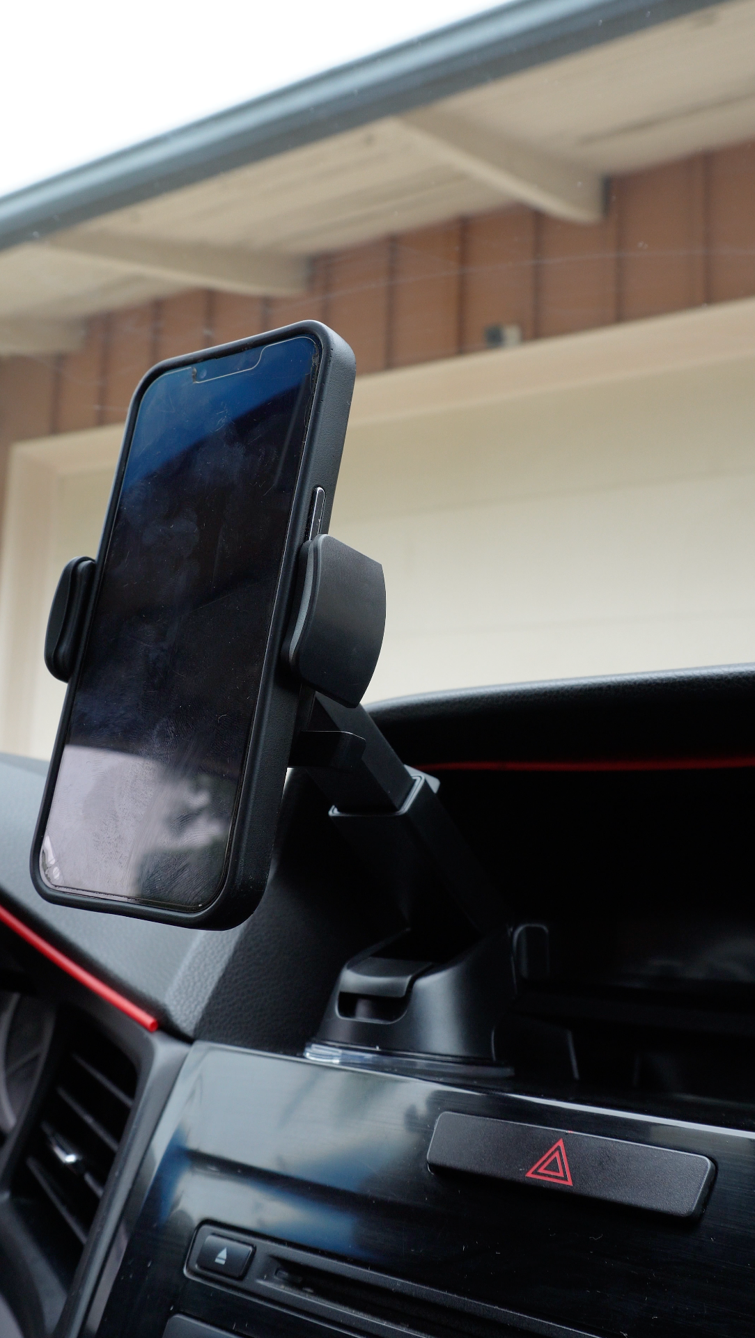 Telescopic Car Phone Holder – Strong Suction, 270° Dashboard/Windshield Mount